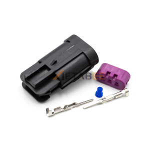 HD035D-1.5-11J 3 Number of Positions   Male  Male Pin  Free Hanging  Crimp Latch Lock  Black