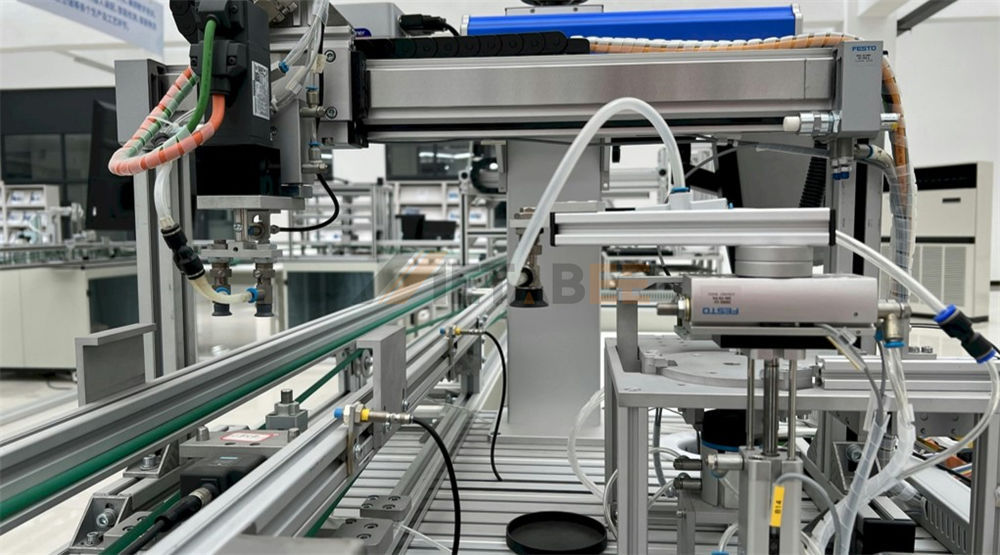 Applications of Combo D-sub Connectors