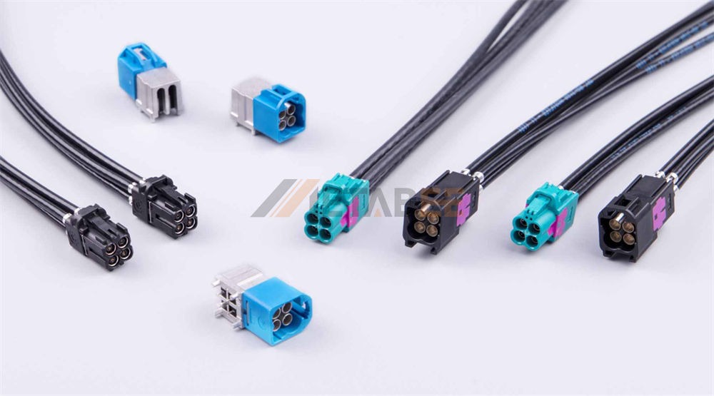 Metabee MINI-FAKRA Connectors